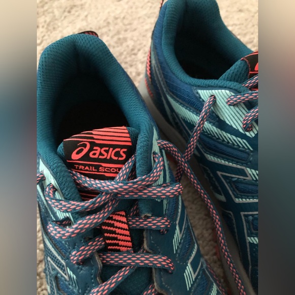 Asics Shoes Like New Asics Tennis Shoes Size 95 Womens Poshmark